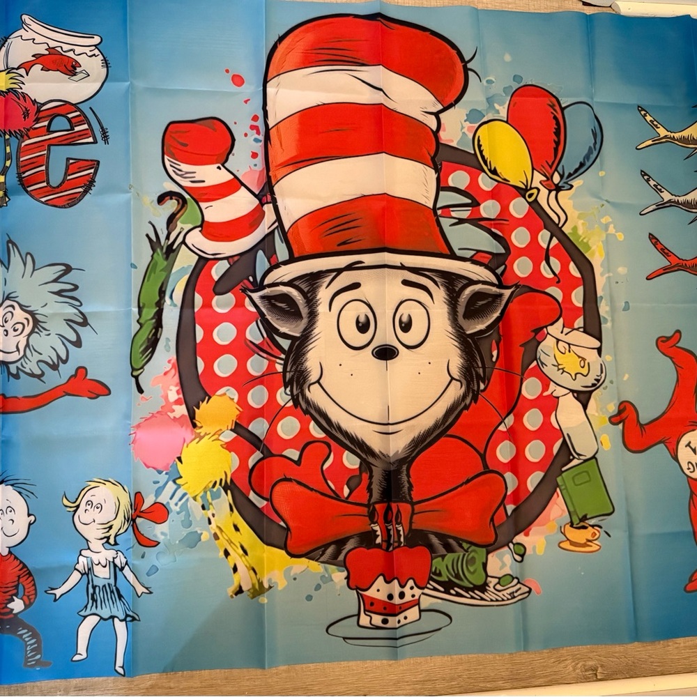 Dr. Seuss Themed Blue and Red Birthday Party Supplies Pack - Picture 2 of 2